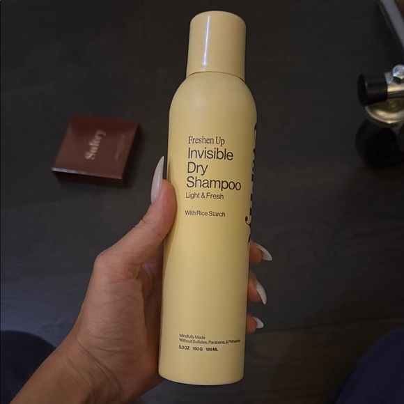 EVA NYC Freshen Up Invisible Dry Shampoo - Picture 1 of 3